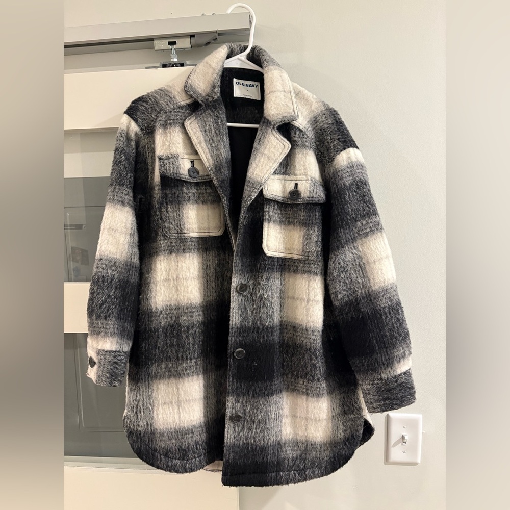 Old Navy Women's Black and White Plaid Pea Coat